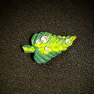 Handmade leaf brooch pin